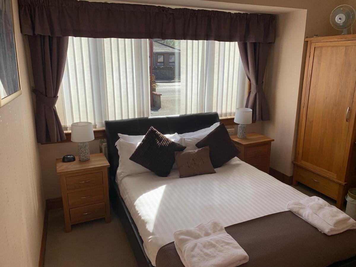 Lyndon Guest House Inverness Extérieur photo
